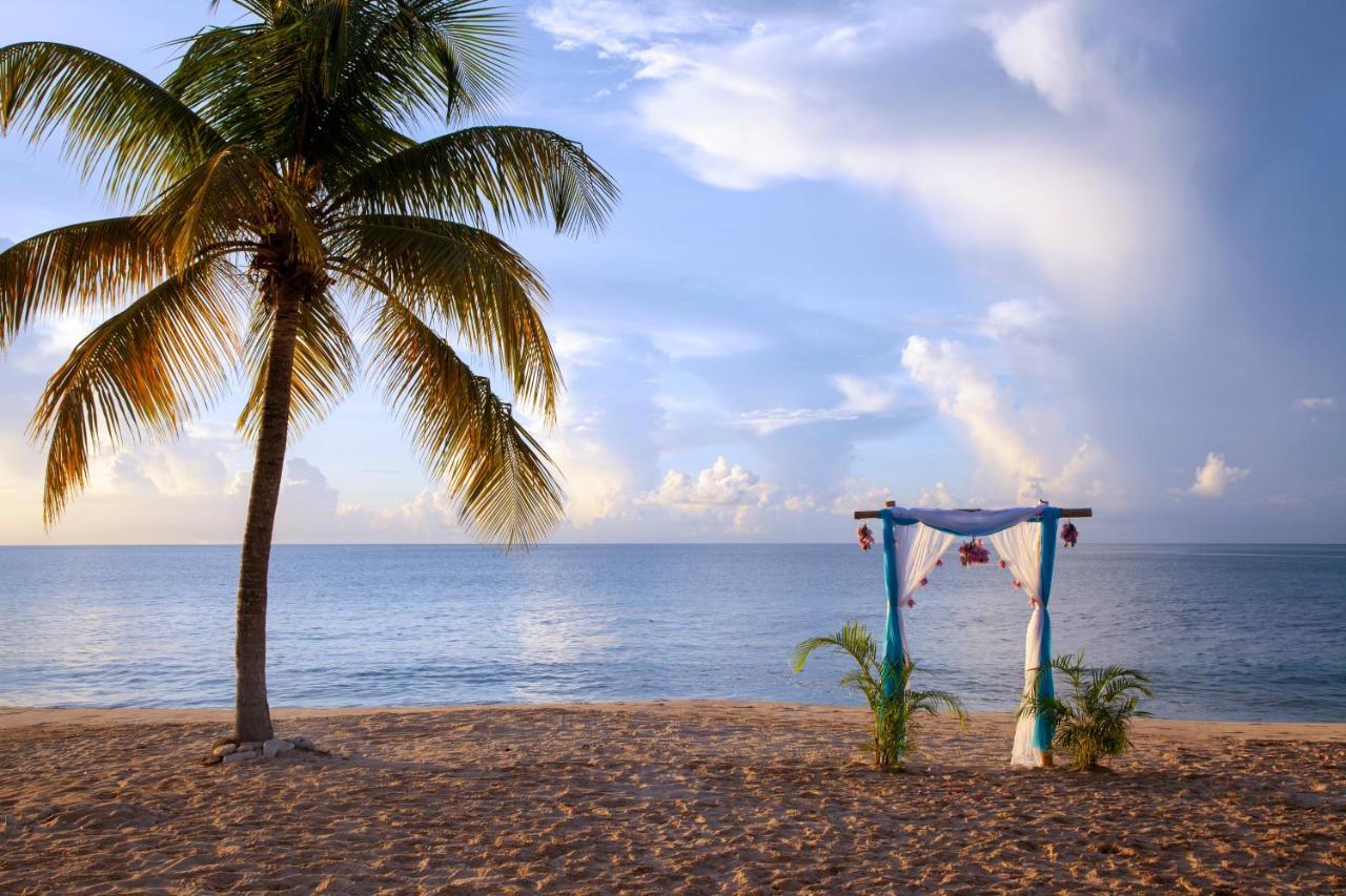 Galley Bay Resort & Spa (Adults Only) Five Islands Village Exteriér fotografie